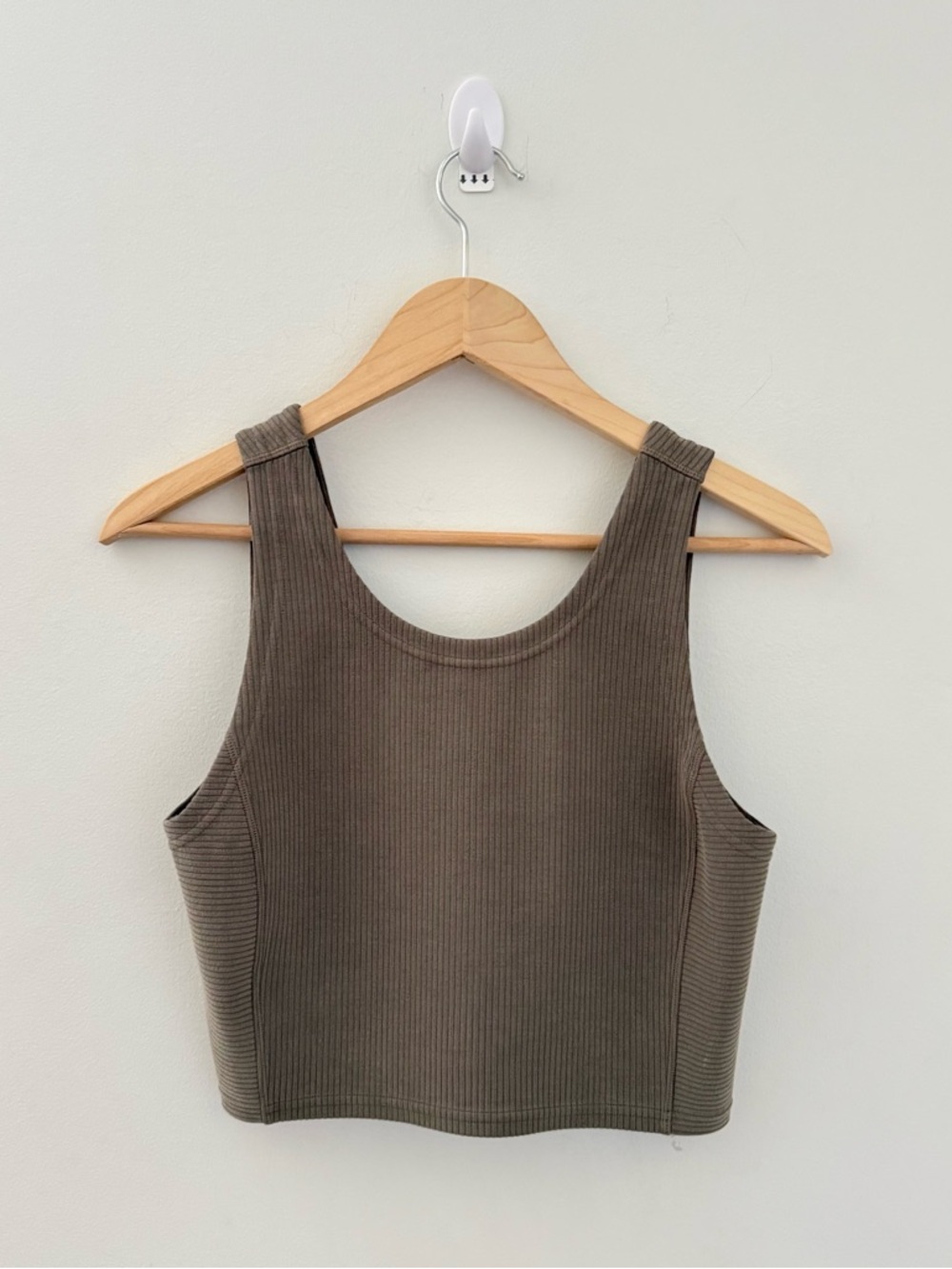 Lululemon Athletica Softstreme Tank Top Cropped Taupe 8 Ribbed Women’s